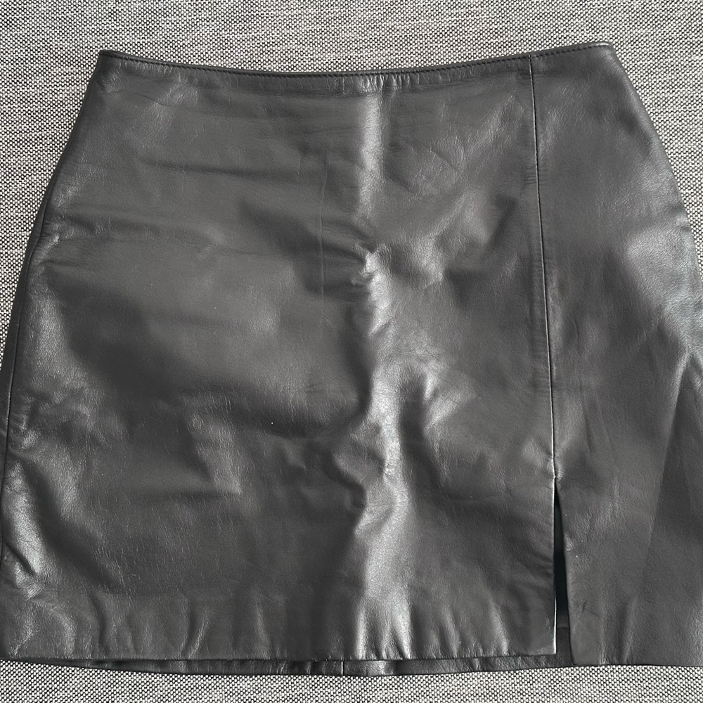 Wilson’s Black Leather Skirt